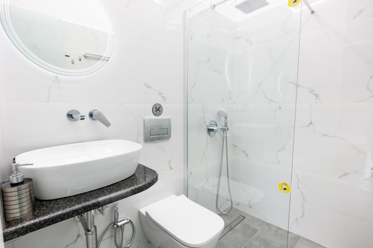 Theodora Apartments Avía المظهر الخارجي الصورة