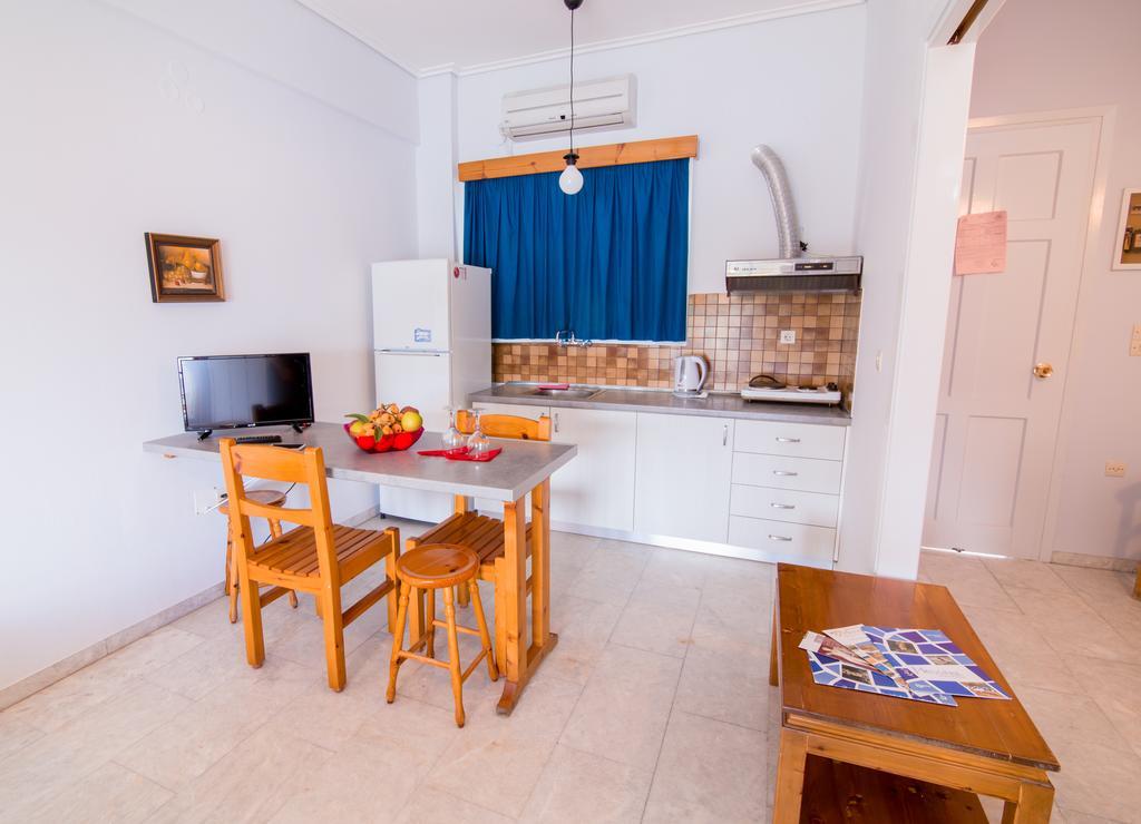 Theodora Apartments Avía المظهر الخارجي الصورة